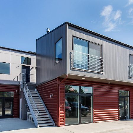 The Web Suites フライデー・ハーバー エクステリア 写真